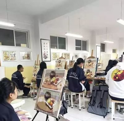 平面设计职高哪里有